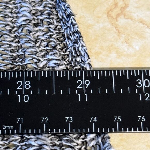 Torrid Womens 2 Black White Cardigan Sleeveless Open Front Lightweight Sweater - Picture 11 of 12